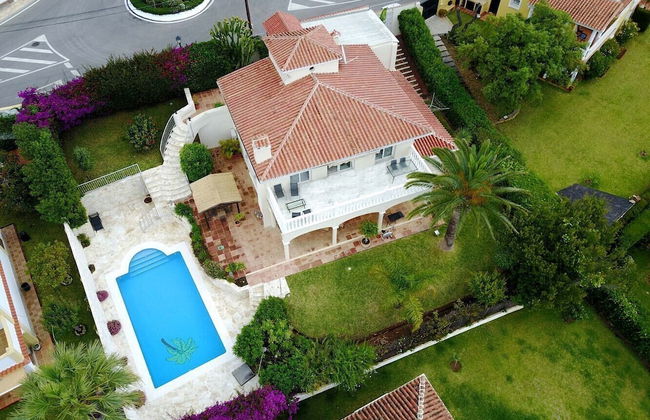 Villa Near Beach In Marbella - Photo 41