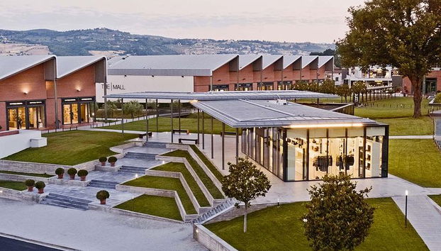 Einkaufstour im Einkaufszentrum - Foto 4