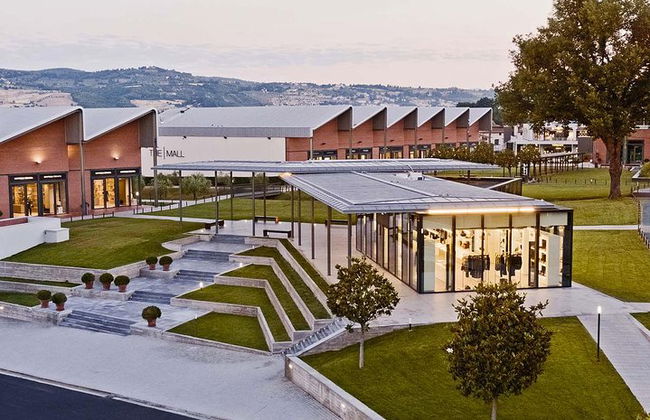 Einkaufstour im Einkaufszentrum - Foto 4