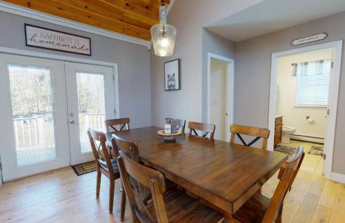 Gorgeous Conway Home A/C, Hot Tub & Full Game Room - Foto 6