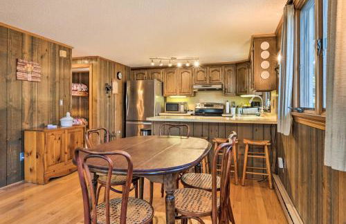 Mountain-View Conway Cabin about 9 Mi to Slopes! - Foto 7