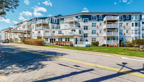 The Lookout #210 - Photo 4