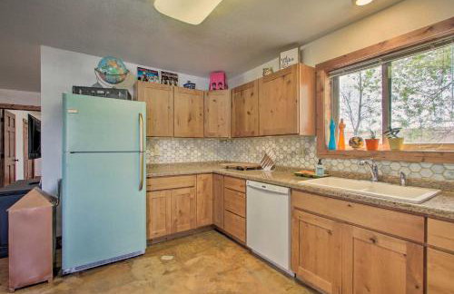 Chic Retro Retreat in Choteau Walk to Dtwn! - Foto 9