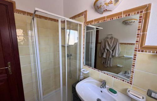 Lovely Apartment with terrace and Air Conditioning - Foto 3