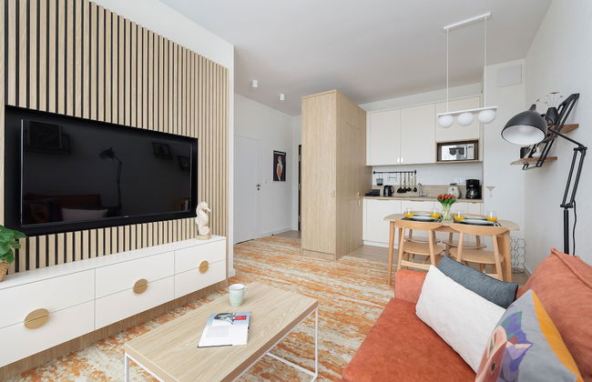 Bel Mare Apartment w/ Balcony by Renters - Foto 12