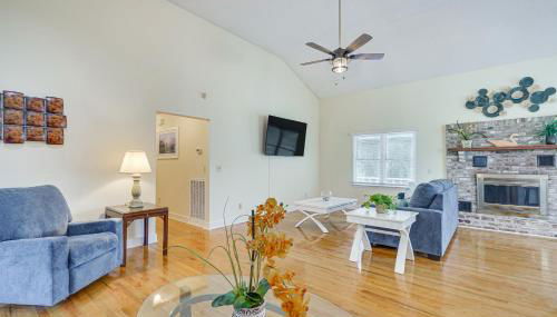 Secluded Mount Pleasant Home - 6 Mi to Beaches! - Foto 4