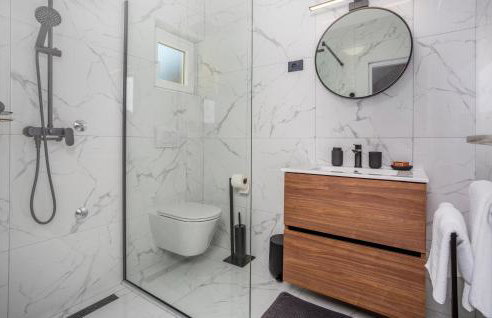 3 Bedroom Amazing Home In Malinska - Foto 25