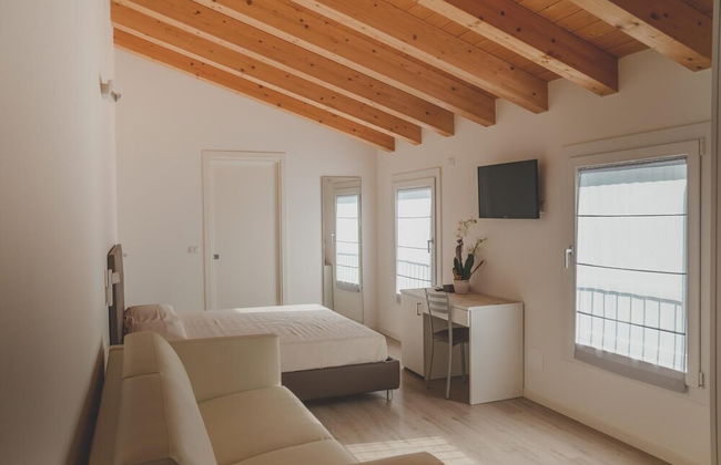 Terra Ferma Rooms & More - Photo 11