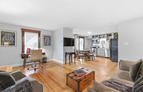 Craftsman Cozy Top Flr 1 Bed1- 1 Ba Private Porch - Foto 1