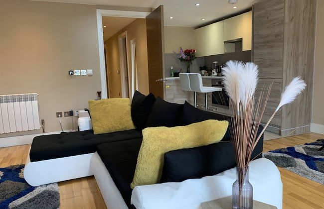 Charming 2-bed Apartment in Kingston Upon Thames - Foto 22