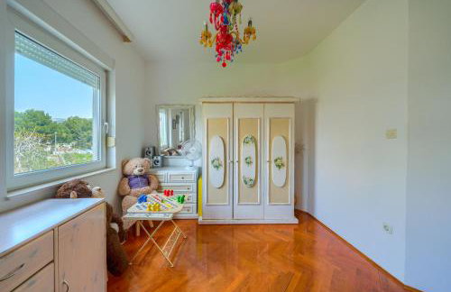 apartment with a magical view - Photo 21