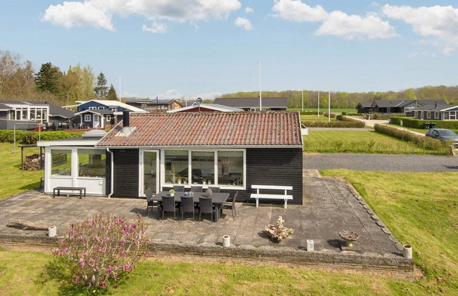 7 Person Holiday Home in Juelsminde - Foto 1