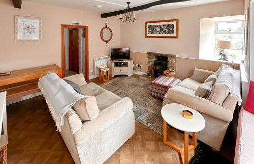 Low Cottage - Photo 22