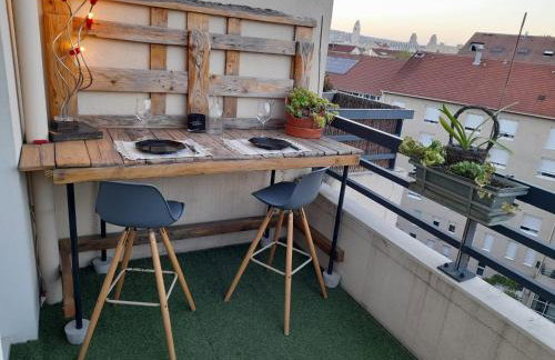 appart sympa confort bien situé - Foto 26