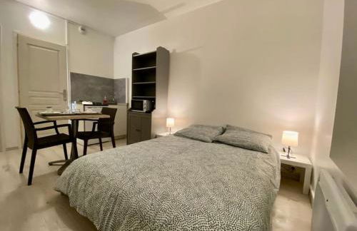 105 Studio Immeuble Perséverance - Foto 6