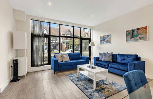 City Service Lets - New Cheam Village 2 Bed Apartment with Free Parking - Easy Transport Links to London - Foto 2