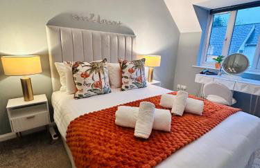 High Rise Apartment - Photo 10