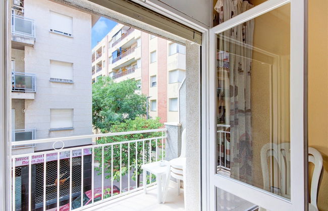 Romantic Apartment With View - Photo 16