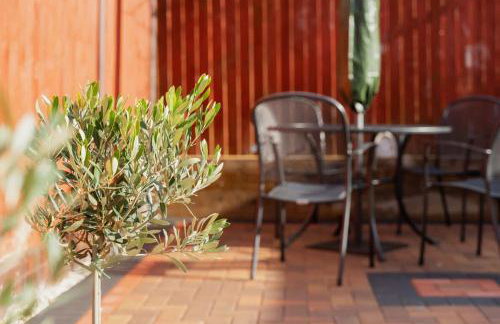 Great home by Chester Greenway EV Charger - Foto 21