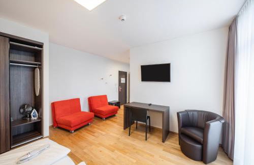 sevenDays Hotel BoardingHouse - Photo 7