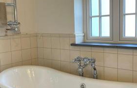 Luxury Cornish House next to Cliffs & Surf Beaches - Photo 18