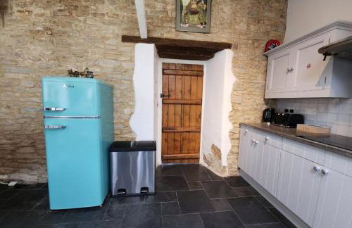 Swan Cottage, 5-Bedroom, Canal View, River, Private gardens, Free Parking's, WiFi, Oxford - Photo 41