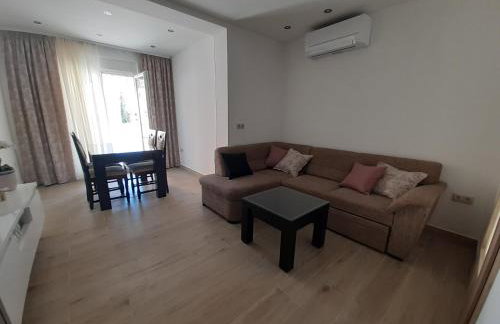 Apartment Lucky with Jacuzzi - Photo 14