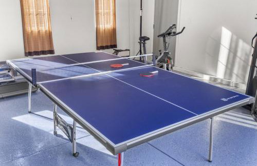 Game Lovers Retreat, spacious 4000 sqft Getaway - Foto 43