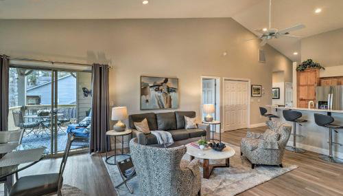 Indoor Pool and Golf Course Views Lake Lure Condo! - Foto 4