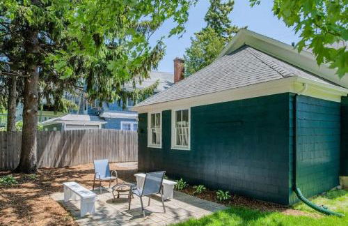 Downtown Walkable - 2 bed 1 bath King Bed - Foto 10