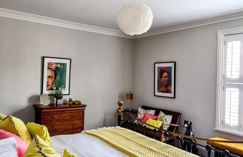 42 is the Answer- Stunning York townhouse appearing on TV Holiday Home Show - Foto 21
