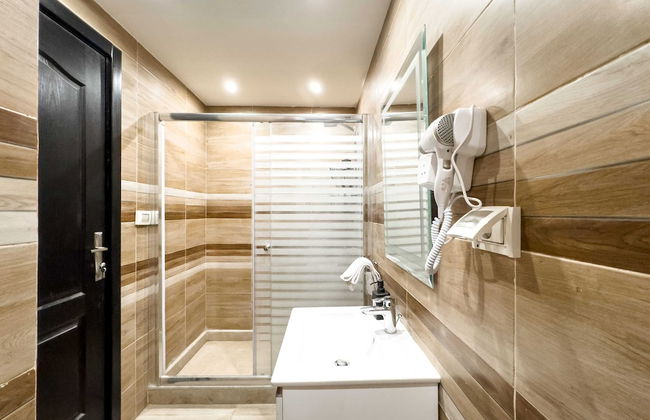 Flattering 2bdr - 5 min to Airport - Foto 17