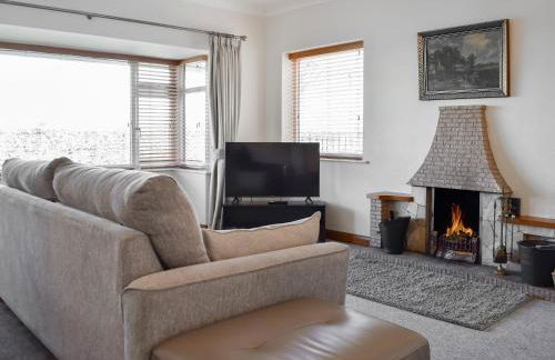 Lyncroft Holiday Bungalow - Photo 1