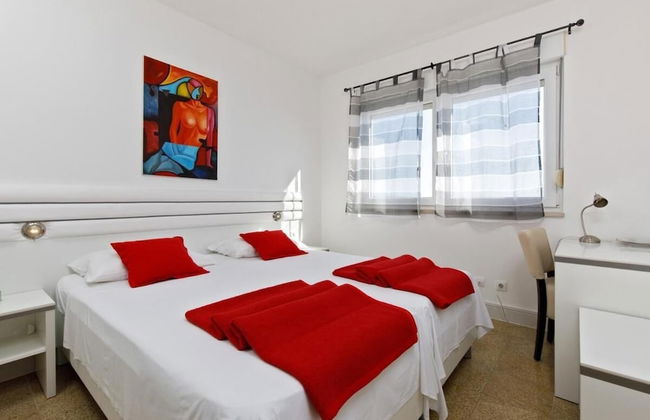 Beautiful Apartments With a Balcony Next to the Beach - Foto 2