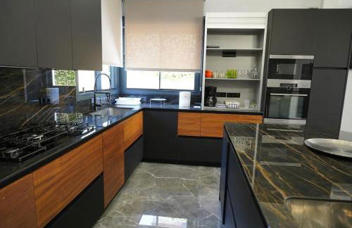 complete luxury house with garden - Foto 39