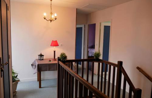 Maison cosy à Sully-sur-Loire, 5 chambres, terrasse, parking, draps et chauffage inclus - FR-1-590-220 - Photo 4