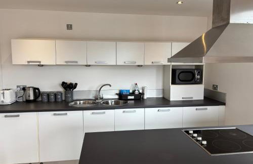 LUX 2bed City Centre and AO Arena Free Parking Modern Apt - Foto 8