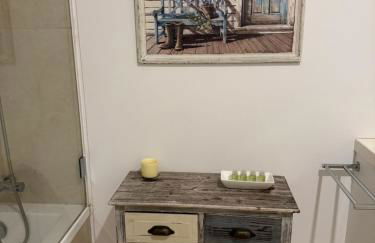 Charming City Center t1- Modern and Spacious - Foto 13