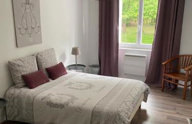 Logement à Brive proche centre-ville et campagne - climatisation, Wifi, coin exterieur et parking privés - Foto 8