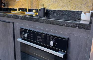 Moderno, Aconchegante e Perto de Tudo! - Foto 4