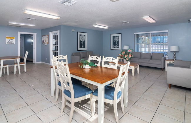 Chasing Adventures - Photo 15