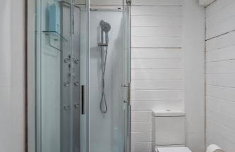 Walliswood Lodge - Wood Burner, Air Con & Wi-fi, Rural Retreat - Foto 6