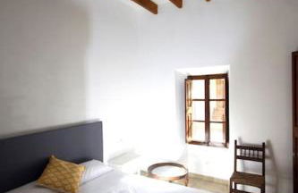 Typical old Majorcan house with a private pool - Foto 8