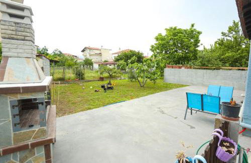 Goldtown House - Photo 57