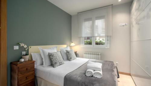 Ondarreta Beach Apartment con parking free y Aire acondicionado - Foto 1