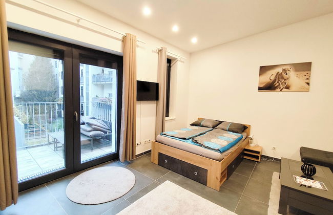 Cozy Apartment with Free Parking - Foto 3