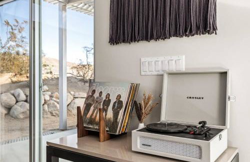 Steel & Solace By The Cohost Company - Foto 34