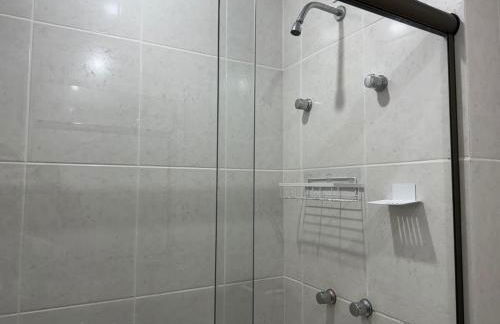 Camboinhas - Piscina e Garagem na Rua da praia - Foto 19