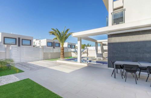 Casa Bos Dolpfin Wellness Luxury Entire Villa Pool & Jacuzzi Gran Alacant near Beach - Photo 29