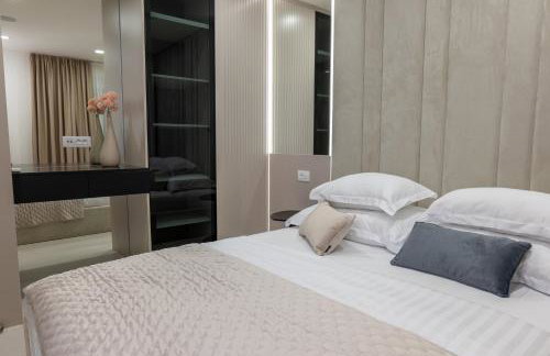 Artorius Duba - Photo 74